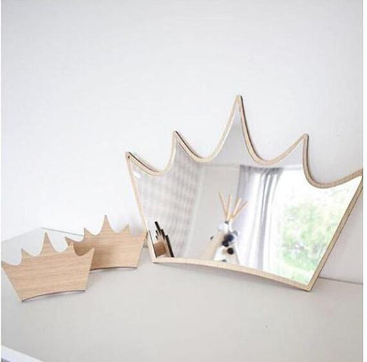 Nordic Mirrors Animals and Bows
